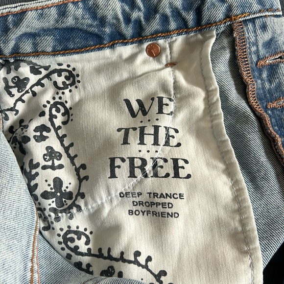 NWT We the Free/Free People Deep Trance Dropped Boyfriend Barrel Leg Jeans Sz 29 - Picture 6 of 11